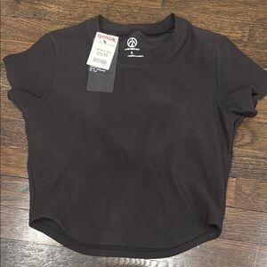 Black Fitted Crop High Low Athletic Shirt